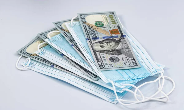 Beschermende Wegwerpademhalingsmaskers Biljetten Van Honderd Dollar — Stockfoto