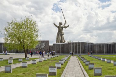 Stalingrad ve st savunucularının görünümü memorial mezarlığı