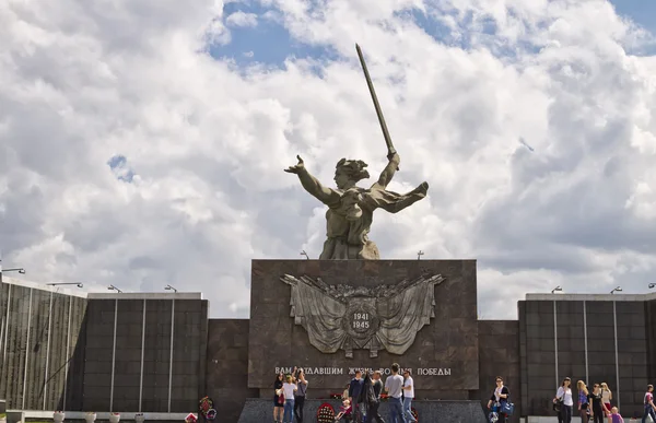 Мраморные плиты с именами солдат, погибших в обороне — стоковое фото