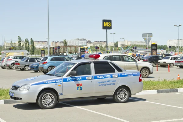 Patrulla rusa coche de policía —  Fotos de Stock