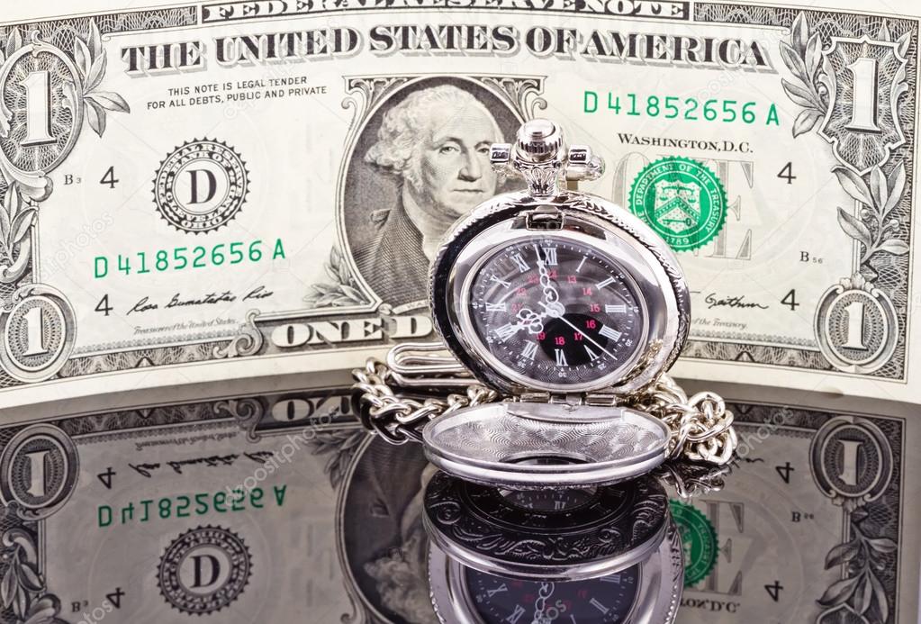 часы с долларами. часы с долларами. часы 1 доллар. доллары с часами. часы серебрянный доллар.