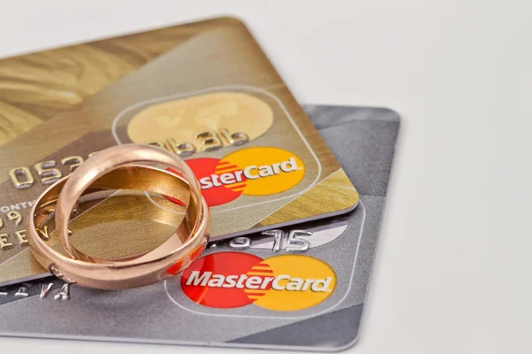 Alyans ve mastercard altın