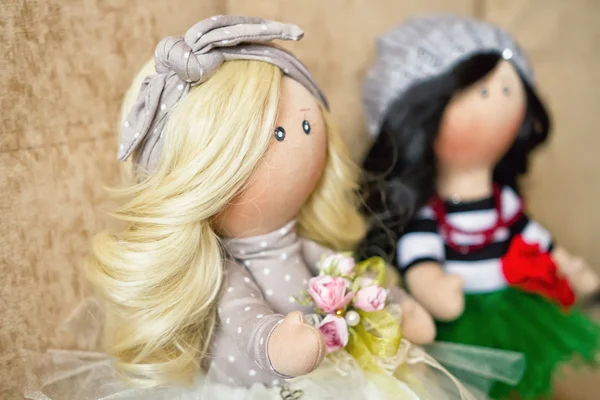 Ručně vyráběné panenky suvenýr s přírodními vlasy — Stock fotografie