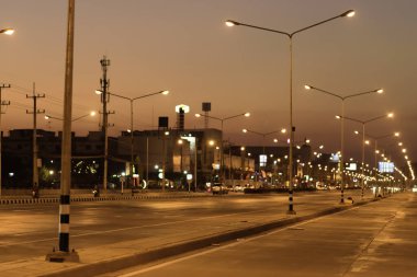 Arabasız sokak lambaları