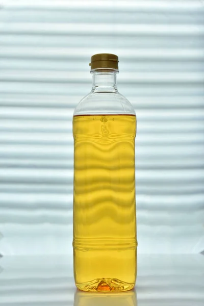 Plastflaska Med Vegetabilisk Olja — Stockfoto