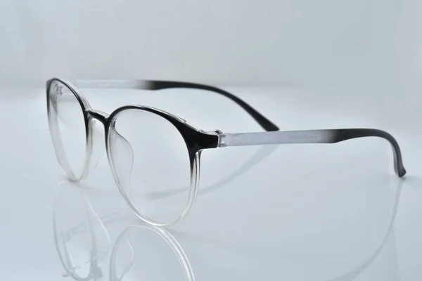 Óculos Olho Fundo Branco — Fotografia de Stock