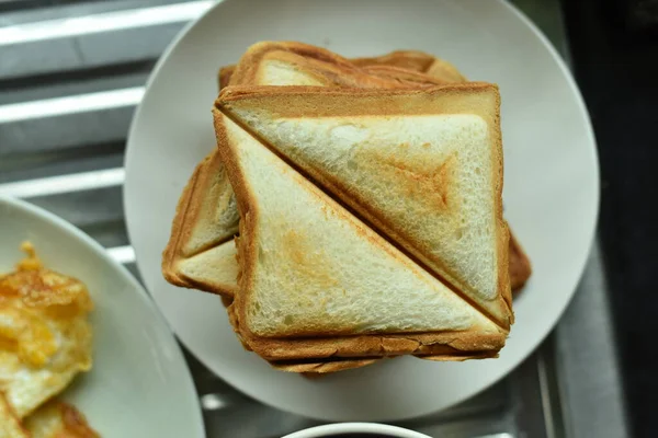 Torrada Amarela Crocante Deliciosa Para Comer — Fotografia de Stock