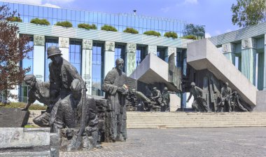 Varşova Ayaklanması 1944 yılında kahramanları Anıtı
