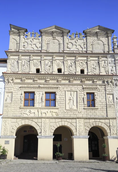 Renaissance Tenement-houses, sotto San Nicola, Kazimierz Dolny sulla Vistola, Polonia — Foto Stock