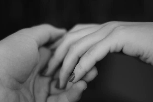 Couple Hands Look Beautiful Bnw — Stock Photo, Image