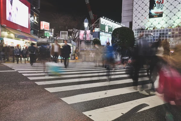 Shibuya che attraversa di notte — Foto Stock