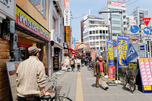 Životní styl Koenji Station a okolí — Stock fotografie