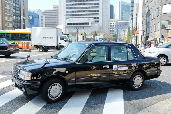 Taxi in via Shin-Ohashi-dori — Foto Stock