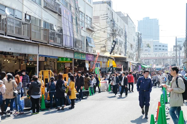 Vista de rua no mercado de Tsukiji — Fotografia de Stock