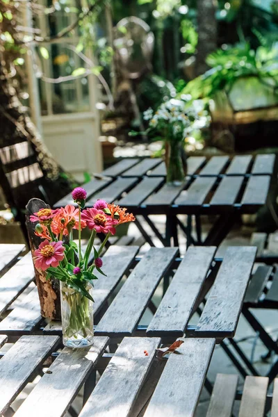 Cenário Mesa Para Almoço Jardim — Fotografia de Stock