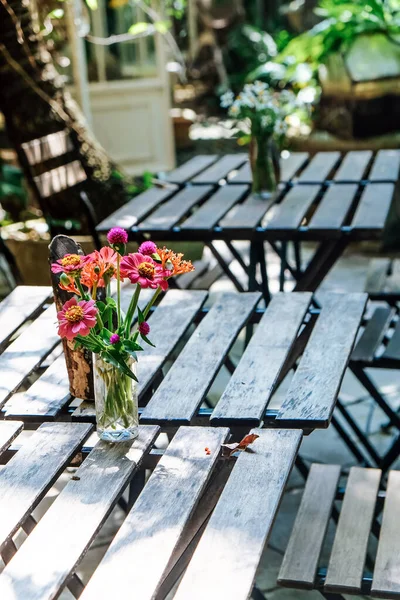 Table Setting Garden Lunch — Stock Photo, Image