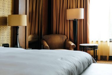 Lüks bir yatak odası. 