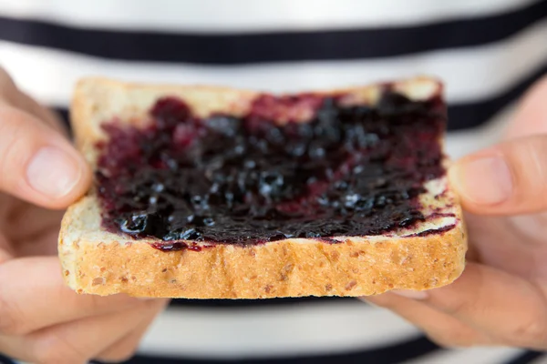 Grape jelly sandwich — Stock Photo, Image