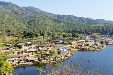 Rak Thai (Tay seven köyün yasağı)