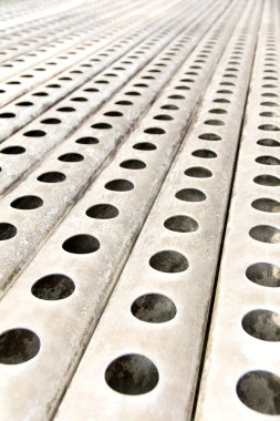 Suda Yarıntısı arka plan