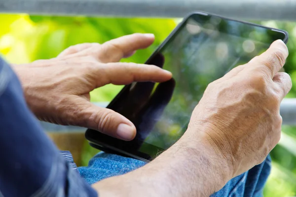 Senior man relaxing at home — Stock Photo, Image