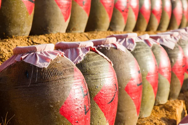 Traditional clay bowl — Stock Photo, Image