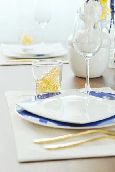 Elegant dining table — Stock Photo, Image