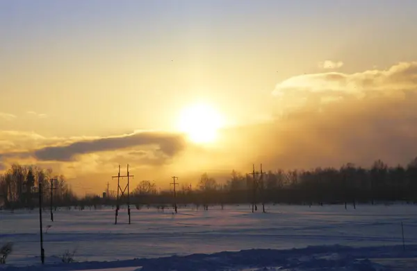 Winterlandschap Van Het Platteland Bij Zonsondergang Stockfoto