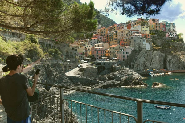 Manarola Ligurien Italien Juni 2020 Fantastisk Utsikt Över Kustbyn Färgglada — Stockfoto