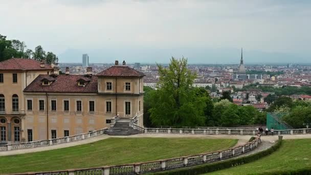 Villa Van Koningin Achtergrond Het Stadsgezicht Van Turijn Italië Belangrijkste — Stockvideo