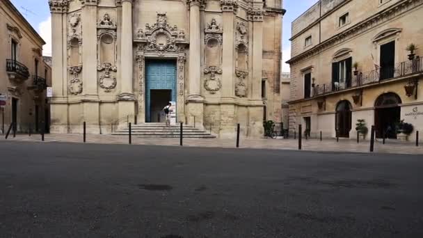 Lecce Puglia Itália Agosto 2021 Incline Imagens Fachada Igreja Santa — Vídeo de Stock