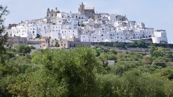 Εκπληκτικό Υλικό Από Λευκή Πόλη Ostuni Πούλια Ιταλία Στην Κορυφή — Αρχείο Βίντεο