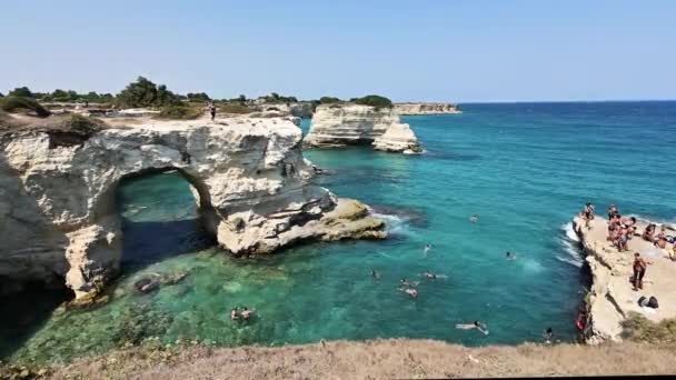 Imagens Estáticas Das Pilhas Sant Andrea Melendugno Puglia Itália Eles — Vídeo de Stock