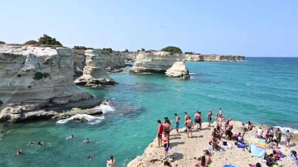 Filmagem Das Pilhas Sant Andrea Melendugno Puglia Itália Eles São — Vídeo de Stock