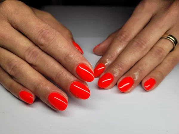 Hermosas Uñas Colores Manicura Mano —  Fotos de Stock