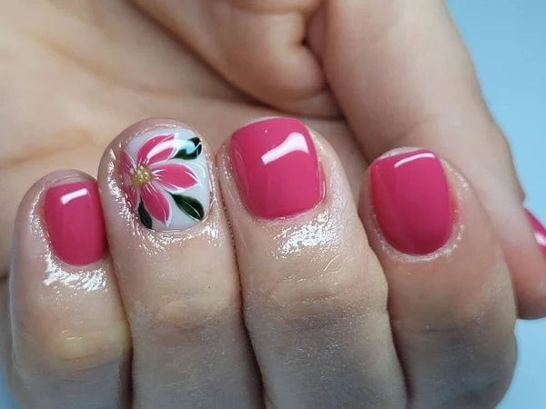 Hermosas Uñas Colores Manicura Mano — Foto de Stock