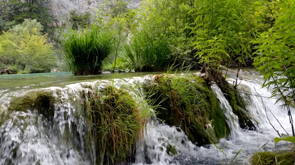 Cascate nel Parco Nazionale di Plitvice, Croazia — Foto Stock