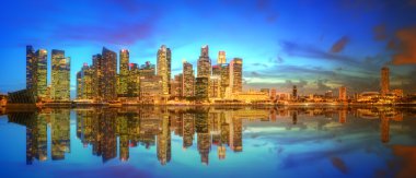 Singapur manzarası ve marina Bay görünümü
