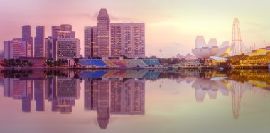 Singapur manzarası ve marina Bay görünümü
