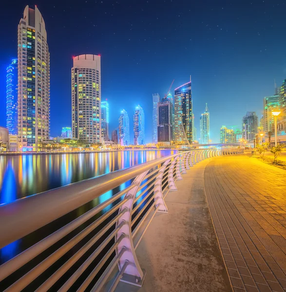 迪拜码头的美丽全景。阿拉伯联合酋长国 — 图库照片