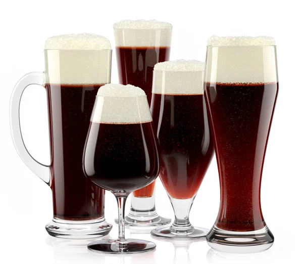 Set van verse stout bierglazen met schuim geïsoleerd op witte achtergrond. — Stockfoto