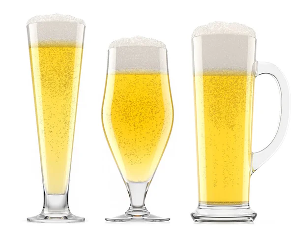 Conjunto de cerveja fresca em diferentes canecas com espuma de bolha isolada em branco. — Fotografia de Stock