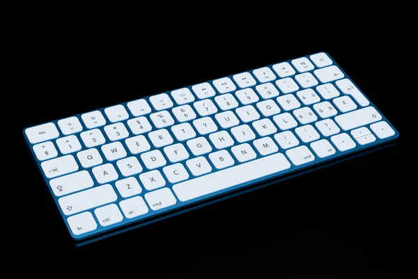 Moderne blaue Aluminium-Computertastatur isoliert auf schwarzem Hintergrund. — Stockfoto
