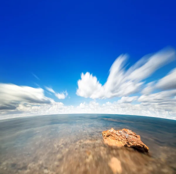 Perfecte lucht en water van de oceaan — Stockfoto