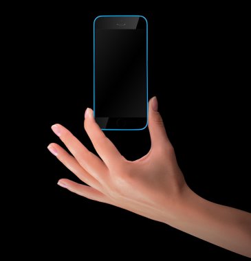 el ile boş ekran siyah akıllı telefon tutarak