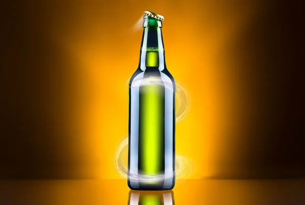 Offene nasse Bierflasche — Stockfoto