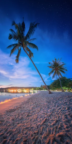 Beautiful beach with colorful sky, Thailand — Stock Photo, Image