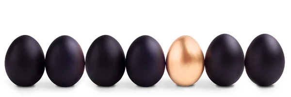 Concepto de símbolo de éxito con huevo de oro —  Fotos de Stock