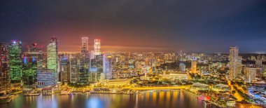 Singapur manzarası ve marina Bay görünümü
