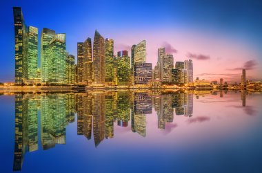 Singapur manzarası ve marina Bay görünümü